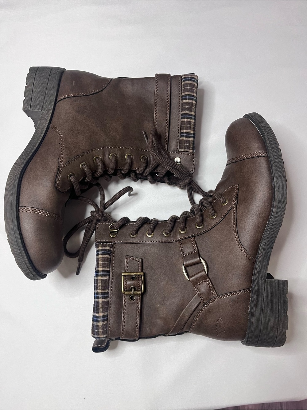 Rocket Dog Women's Size 10 Thunder Ankle Boots With Blue and Brown Plaid